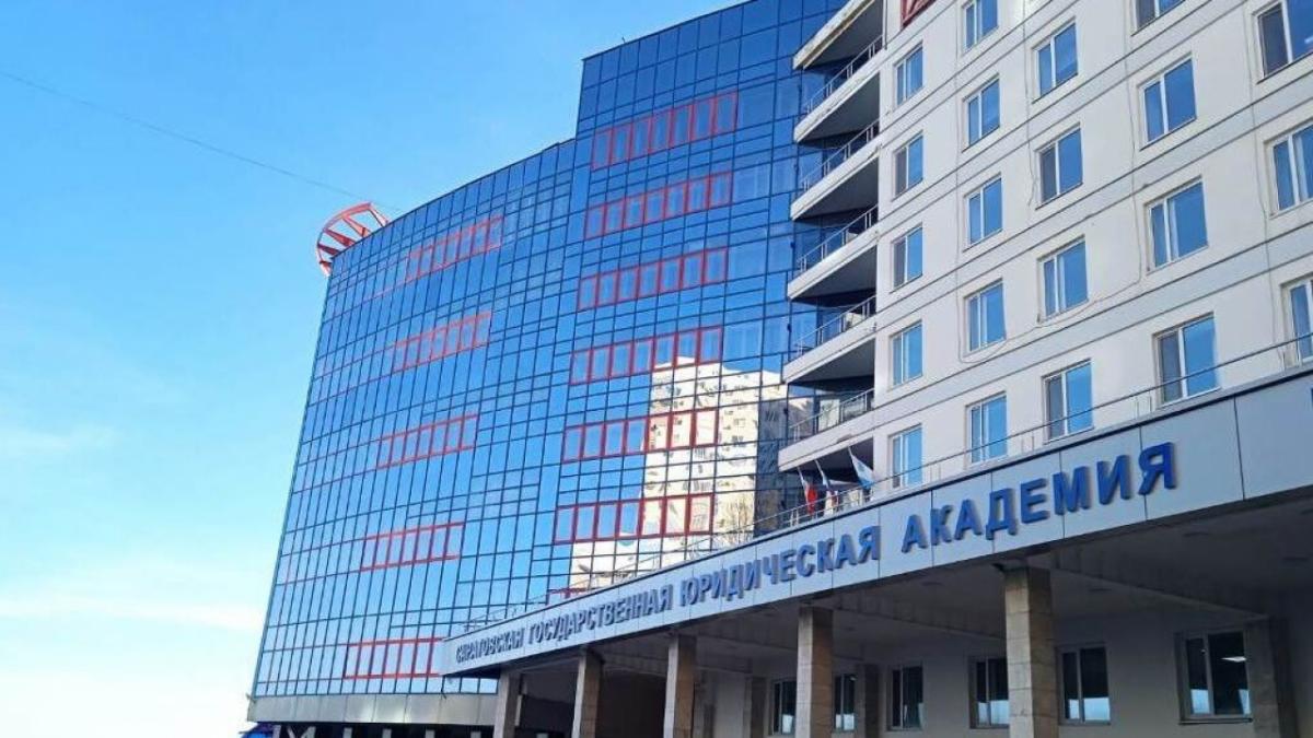 До 400 тысяч рублей: обнародованы зарплаты руководства саратовских вузов 
