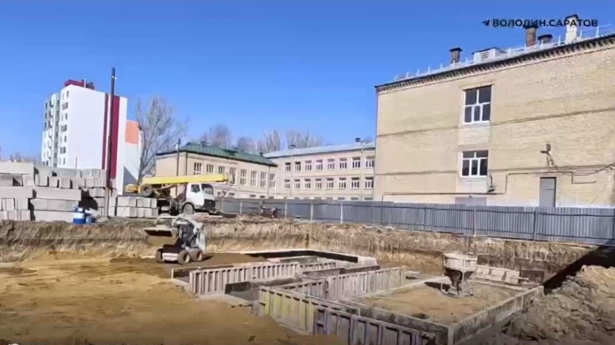 Володин предупредил о срыве сроков строительства школы в Саратове