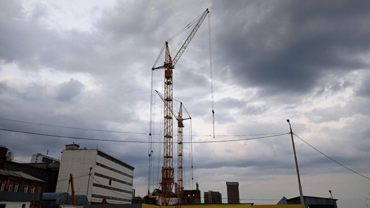 Бусаргин поручил минстрою представить трехлетний план возведения МКД