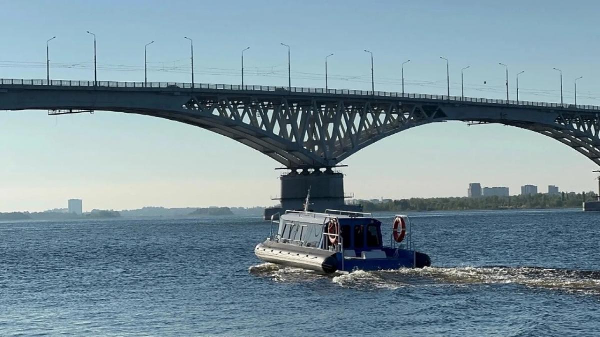 Из-за непогоды прекращена работа речного такси Саратов – аэропорт «Гагарин»