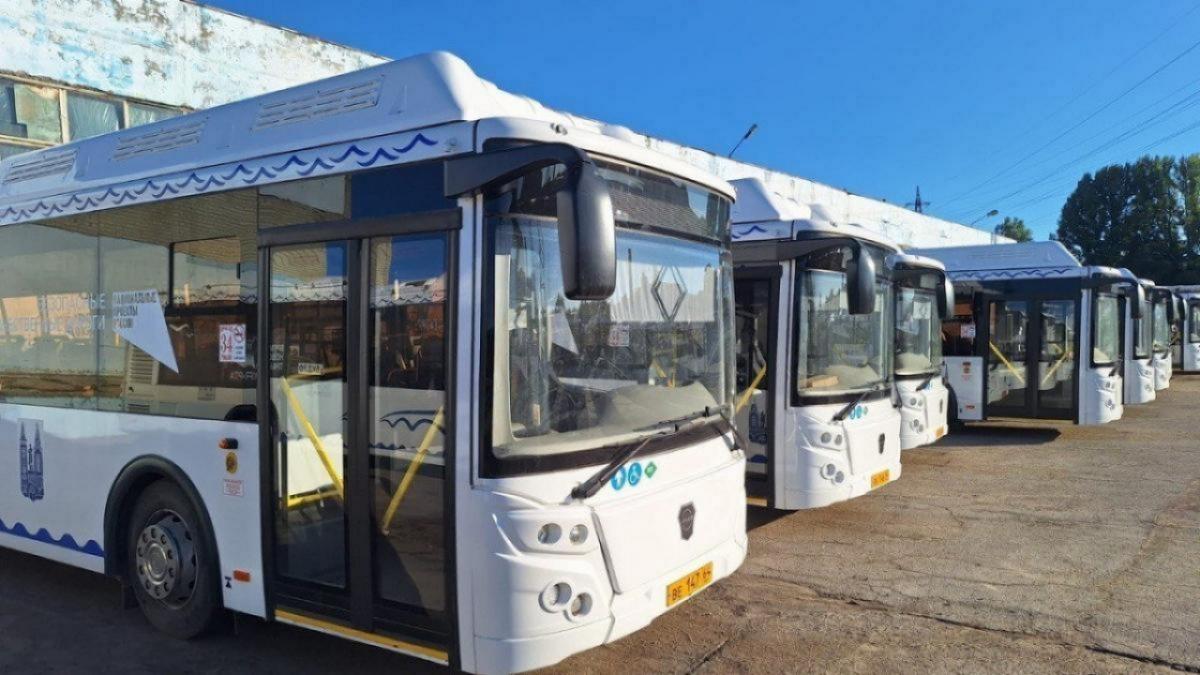 Обновление автопарка: в Саратов поступили 26 новых автобусов по нацпроекту