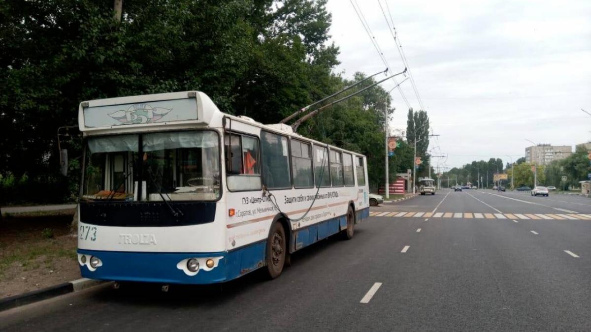 В Балаково во время движения троллейбуса травмировалась пассажирка