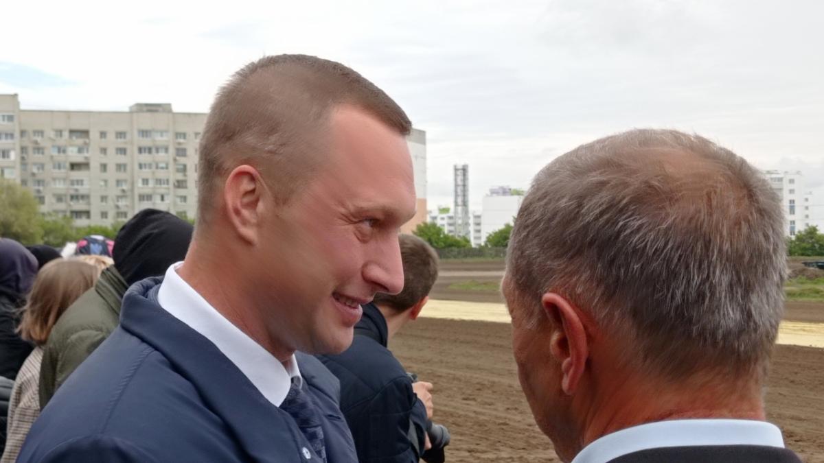 Бусаргин провел совещание о демографической ситуации в Марксовском районе