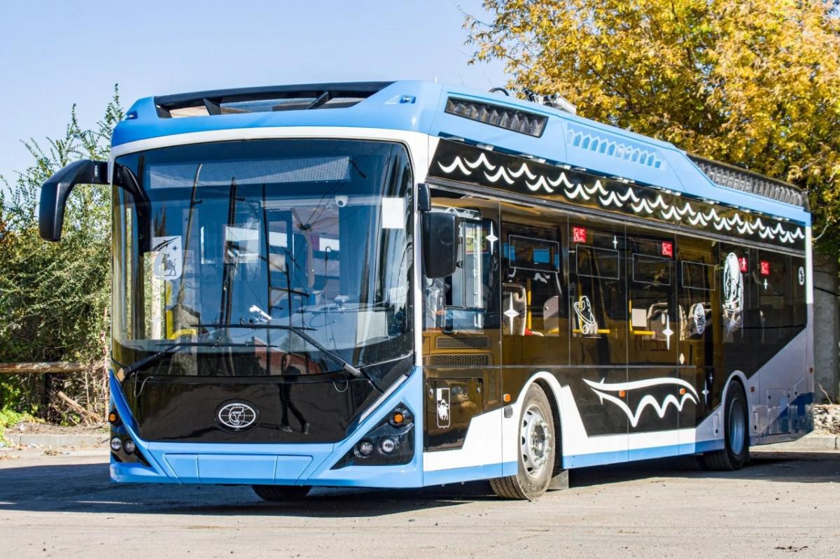 Автопарк Энгельса пополнился новым троллейбусом «Адмирал» с автономным ходом