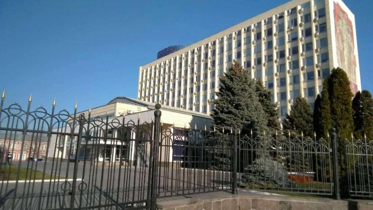Бусаргин освободил от должности министра регионального правительства