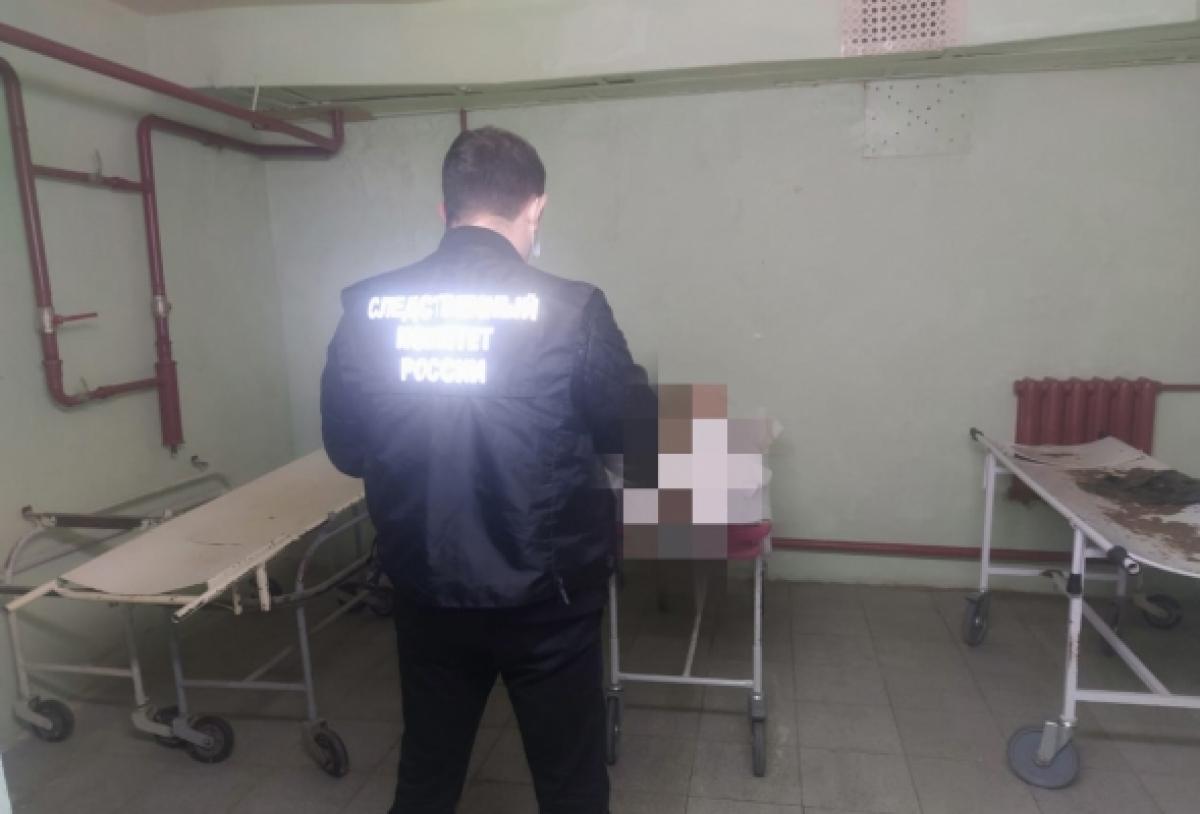 Молодой мужчина пытался попасть в квартиру к подруге через балкон и смертельно травмировался