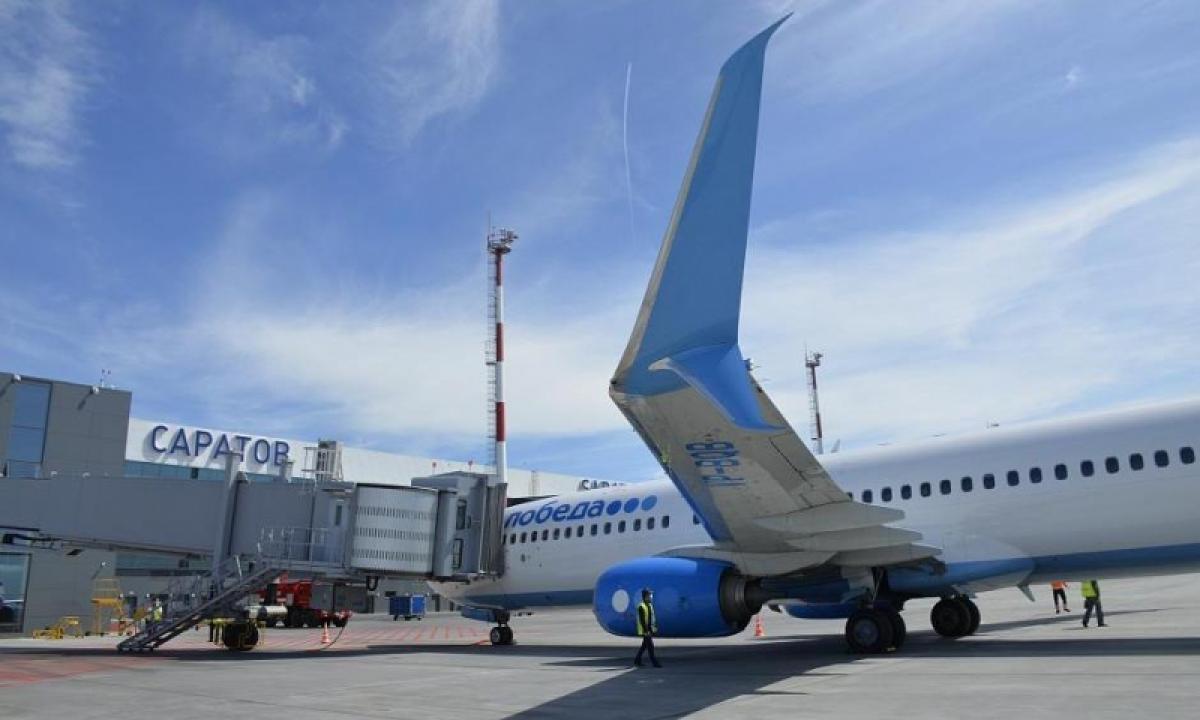 Саратовский аэропорт сообщил о возобновлении рейсов в Санкт-Петербург и Сочи