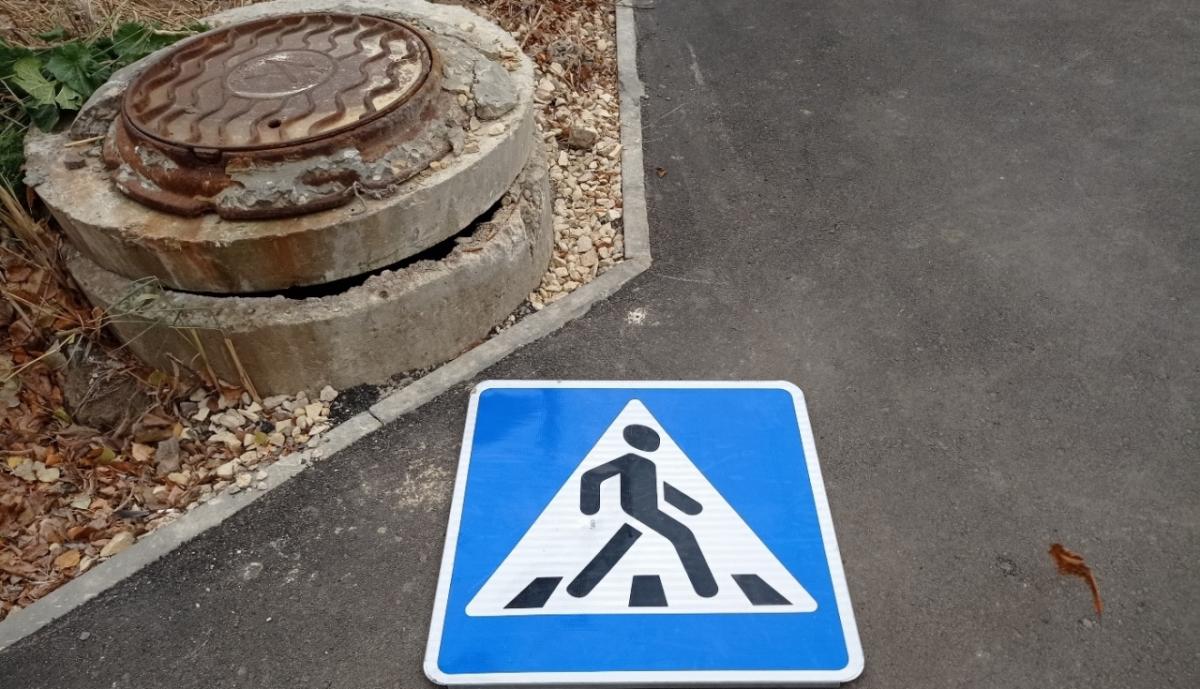 В Саратове автохам на грузовике регулярно возмущает пешеходов