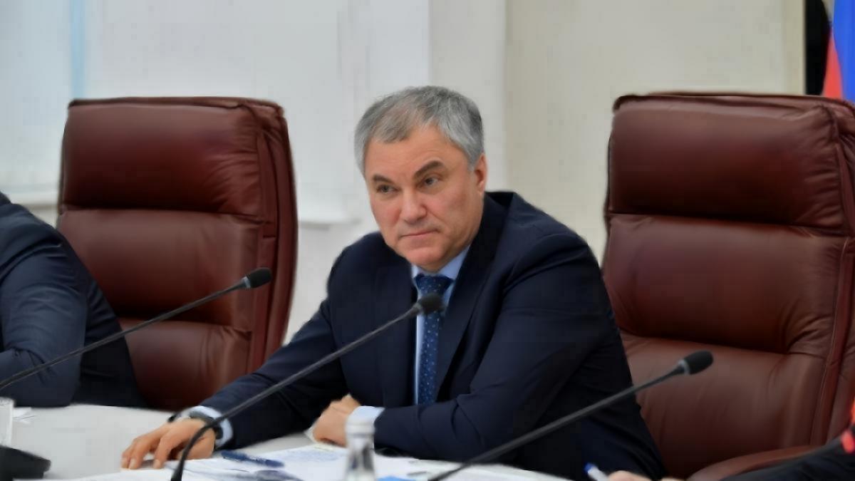 Володин сообщил о запуске рабочего движения по путепроводу «Стрелка»