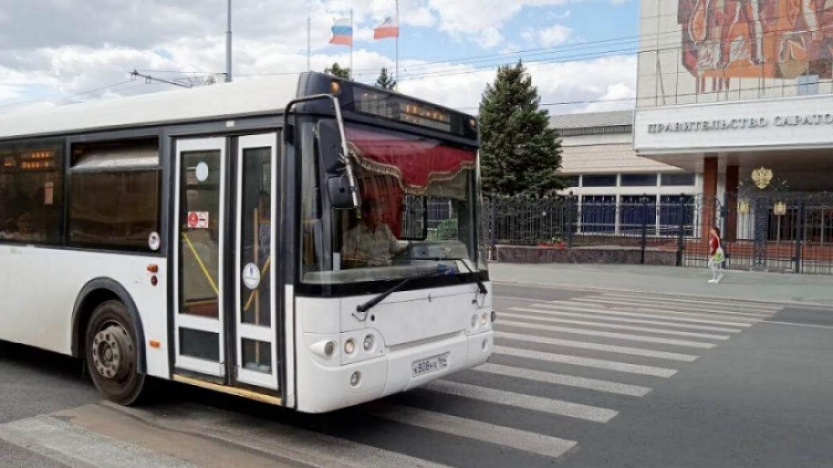 Пять автобусных маршрутов изменили схемы движения в Саратове