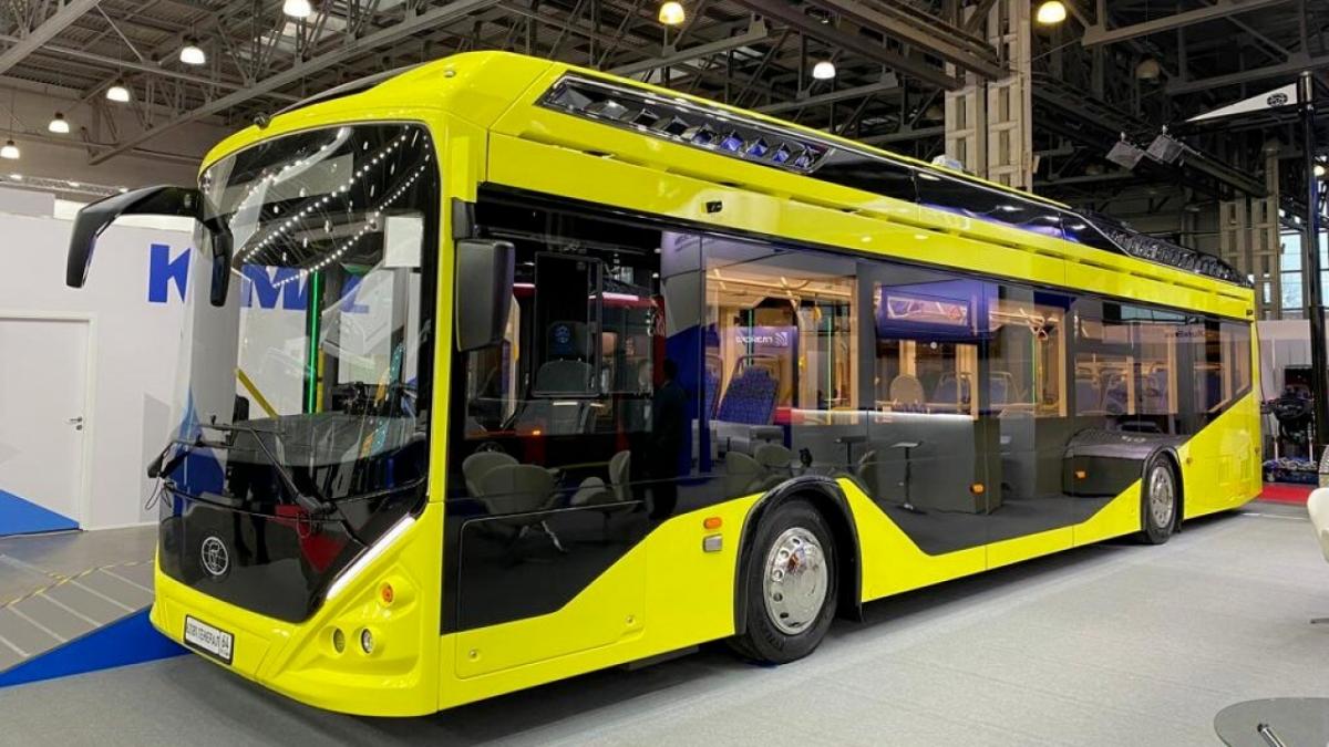На международной выставке показали новый энгельсский троллейбус и электробус 