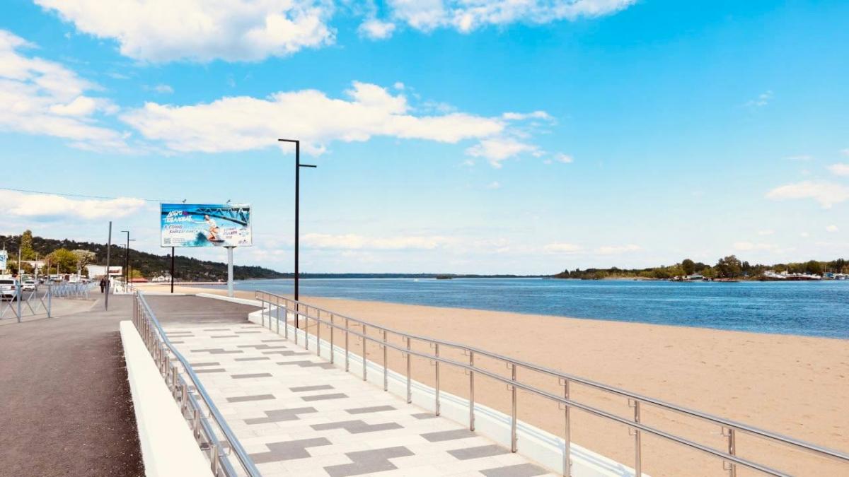 В Саратове пустили автобус от Музейной площади до пляжа в Затоне