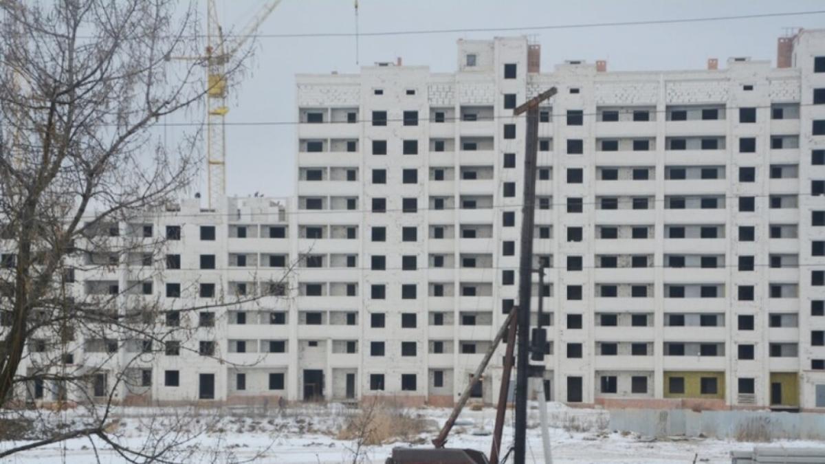 В Энгельсе разразился скандал из-за новых многоэтажек: Плеханов обратился в СКР