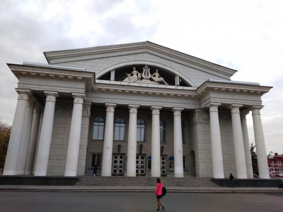 Правительство РФ выделяет 1,5 миллиарда на реконструкцию саратовского театра оперы и балета