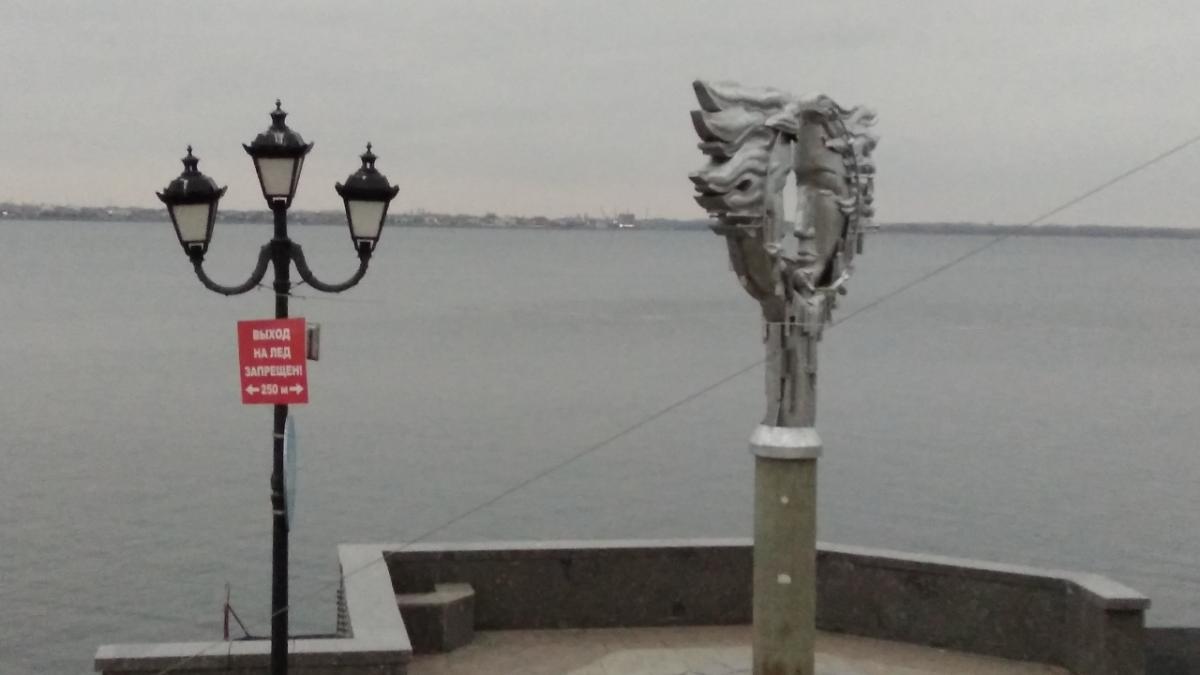 Саратовцам запретили выходить на лед
