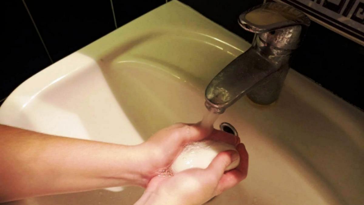 Жители Саратова останутся без воды на сутки – самый полный список адресов