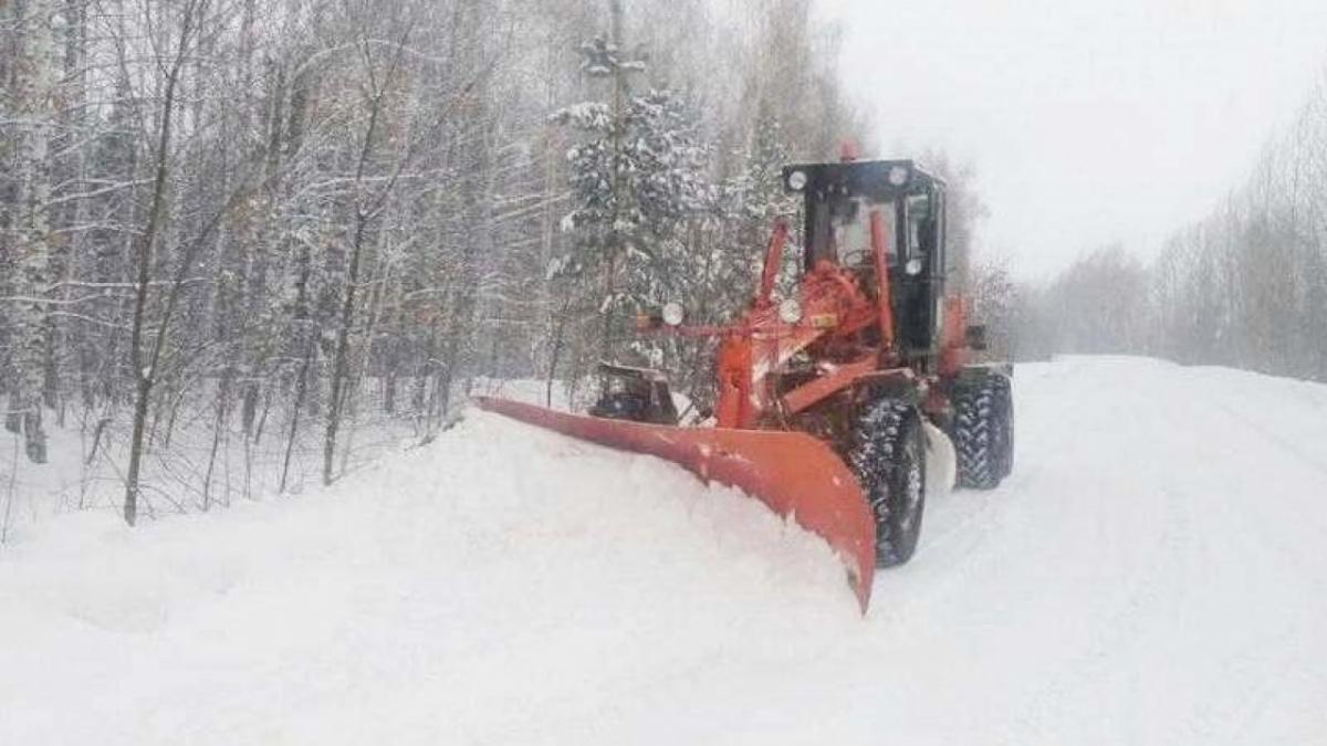 Названы фамилии чиновников, которые будут отвечать за дороги Саратовской области зимой