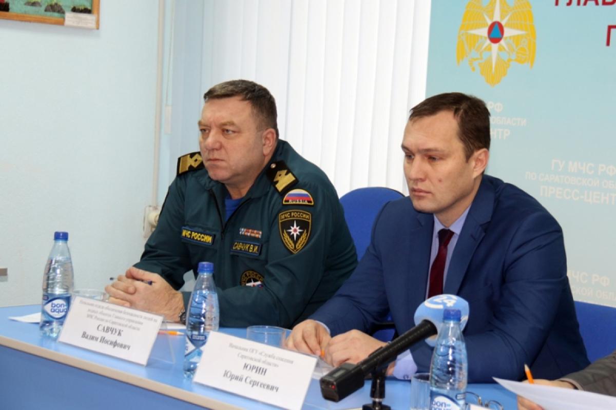 Спасатели саратовцам: собираетесь замерзнуть далеко от трассы – берите запас топлива