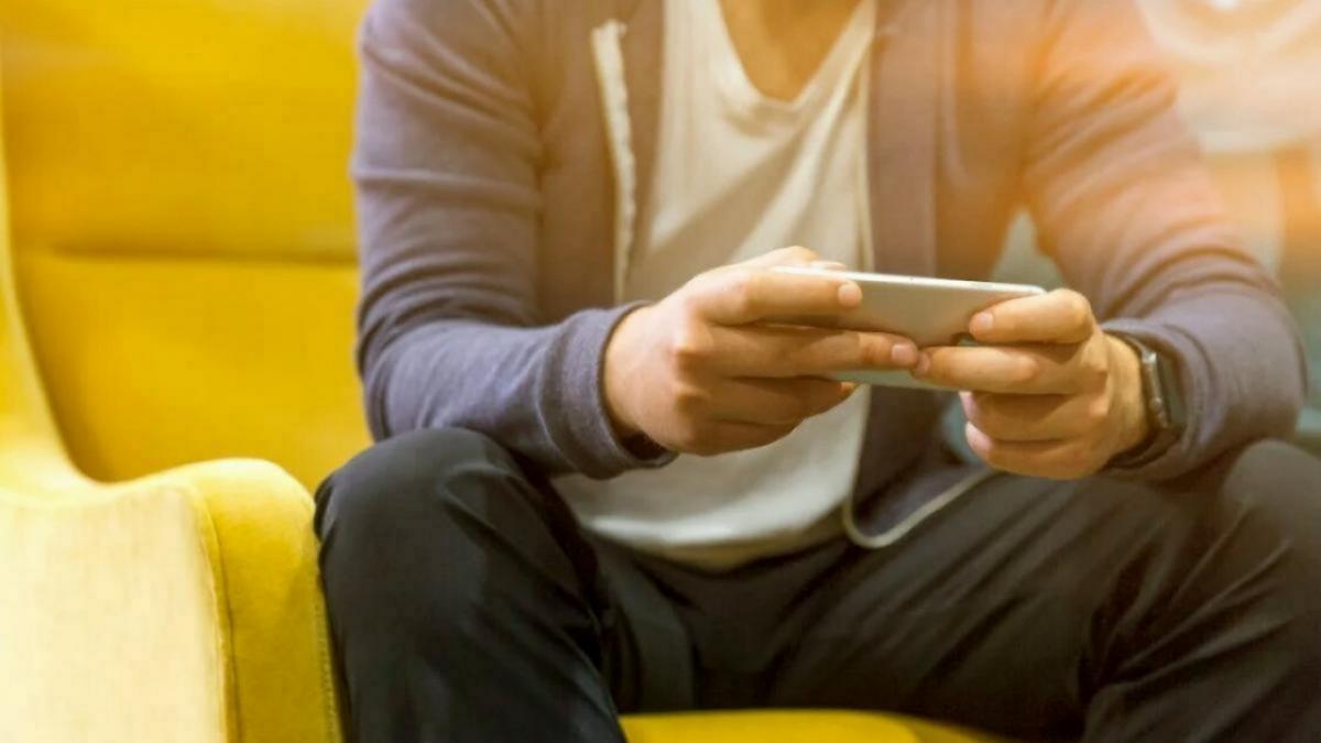 Мужчина и женщина перевели мошенникам 2 млн в Саратове