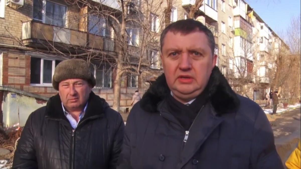 Власти Энгельса сообщили о мерах после разрушениея лестницы в МКД