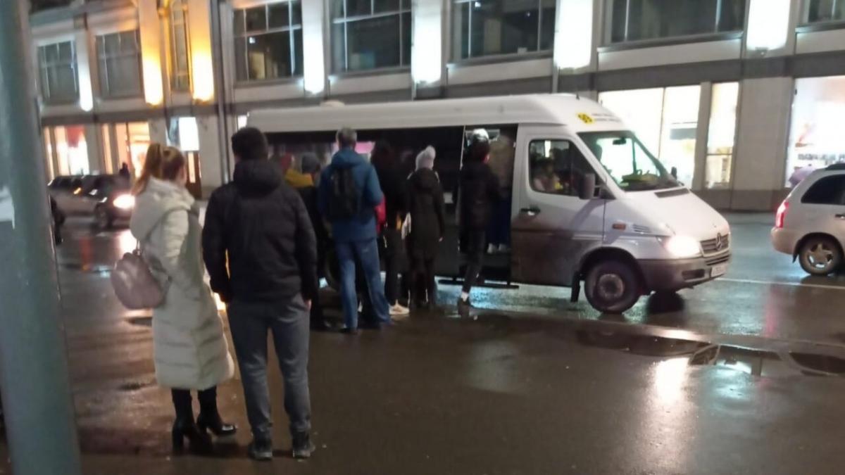 Зампред Мигачев призвал перевозчиков пересесть в маршрутки