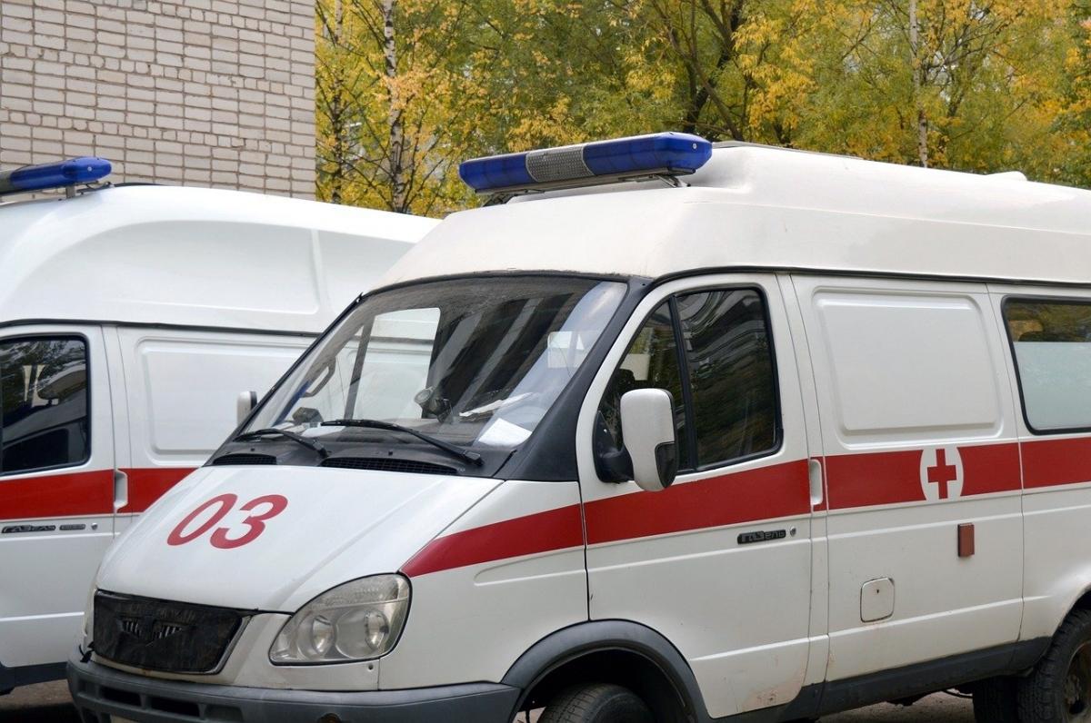 В Саратовской области мужчине стало плохо в машине, он умер по пути в больницу