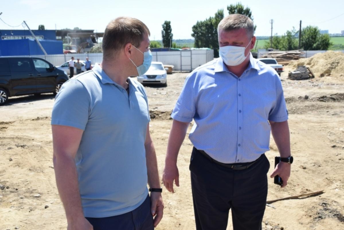 Исаев в приюте для животных: условия для собак очень достойные