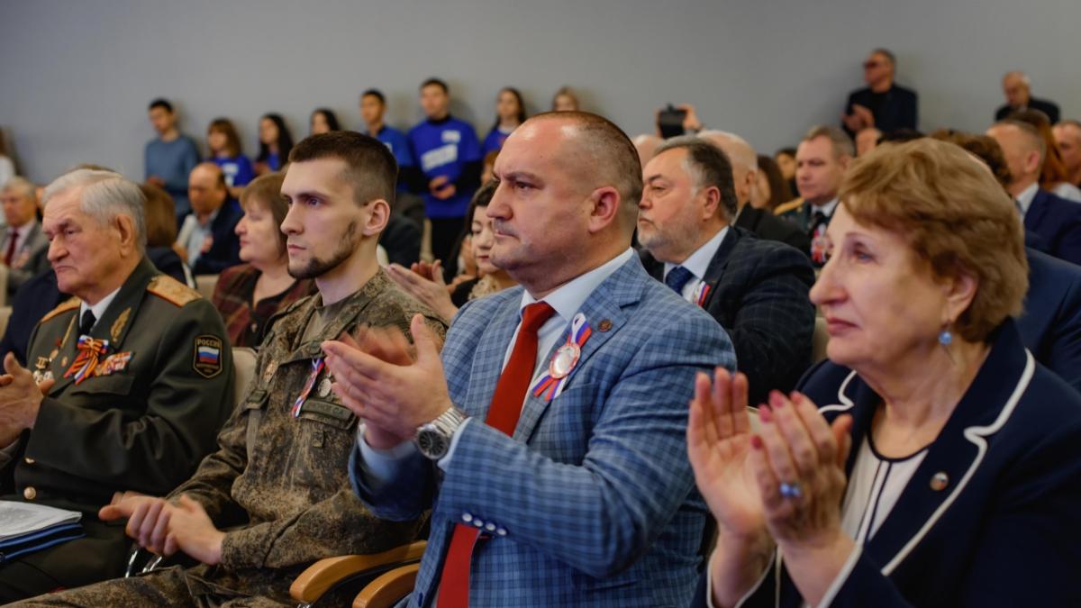 Депутат Калинин принял участие в заседании форума «Вместе с Россией, вместе с Президентом»