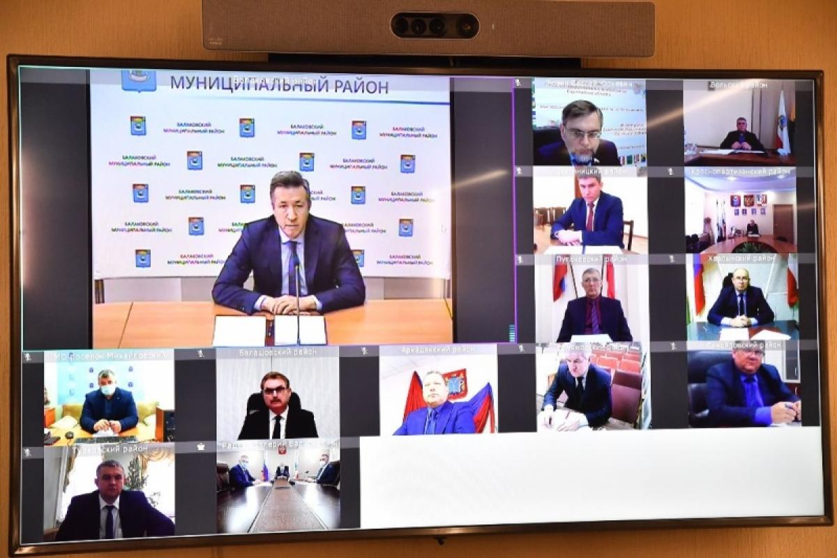 Валерий Радаев: молодые специалисты должны захотеть начать карьеру в Турках, Самойловке или Аркадаке