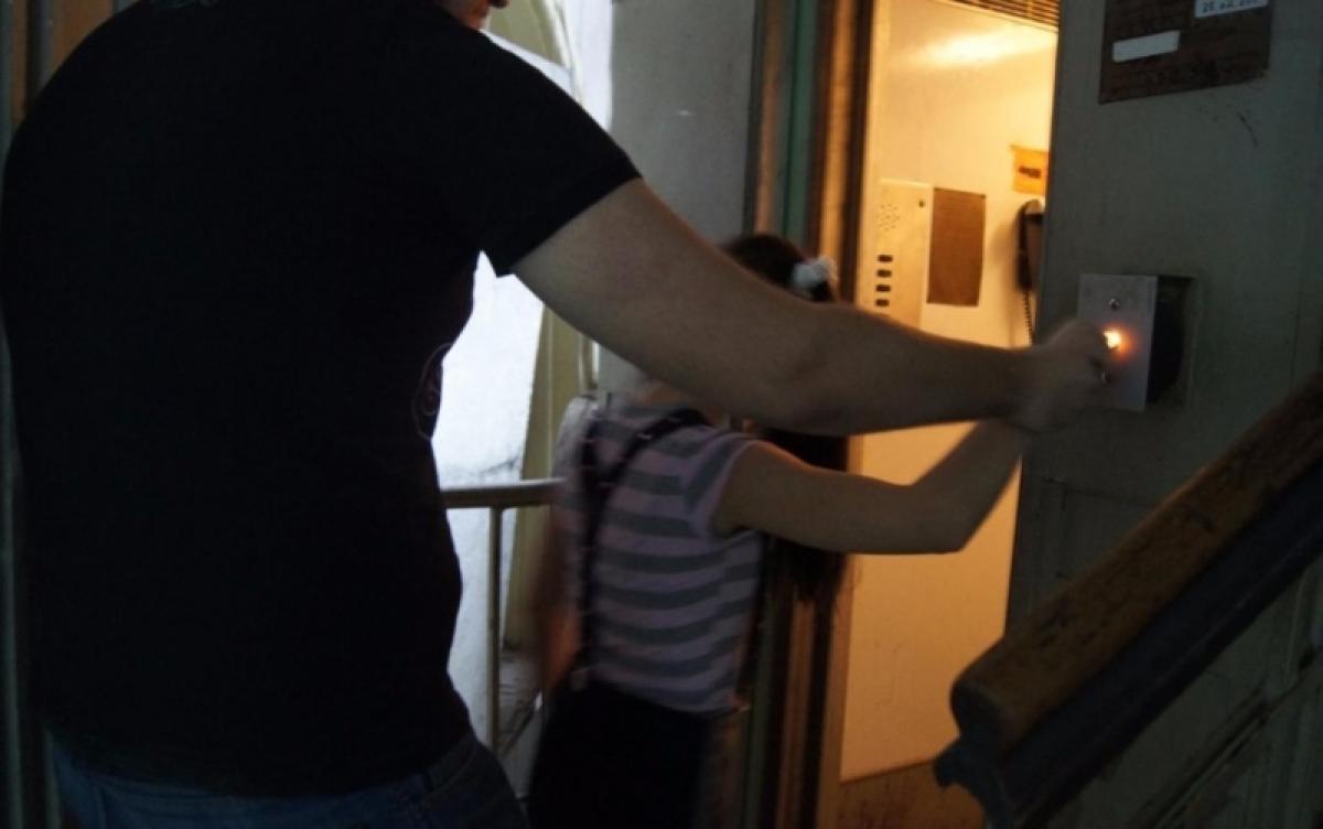 В Саратовской области устанавливают личность извращенца, пытавшегося изнасиловать 10-летнюю школьницу