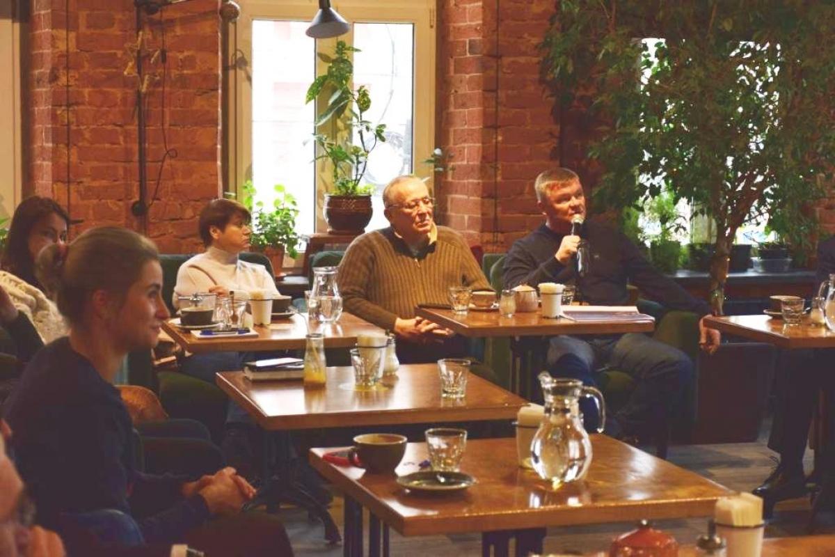 Михаил Исаев о брендах Саратова: 17-летние не воспринимают гармошку, калач и консерваторию