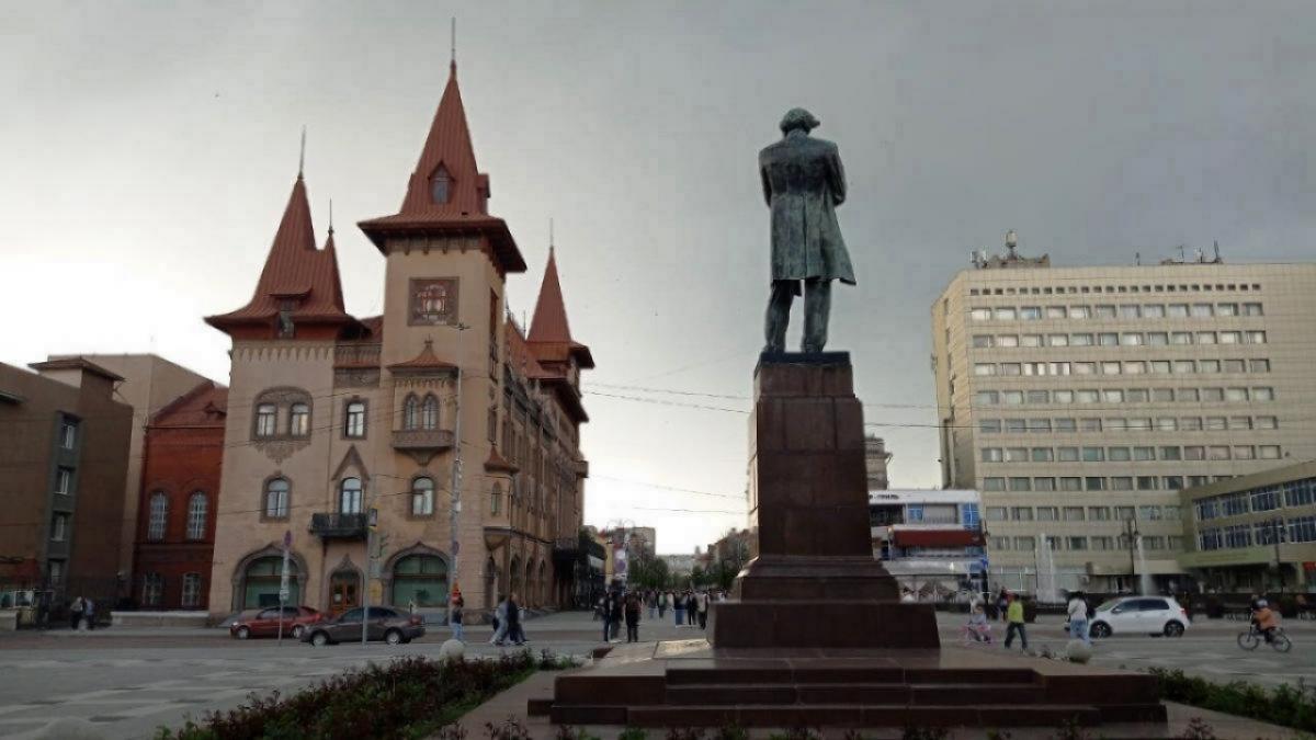 Губернатор обсудил трудоустройство саратовских выпускников СПО на предприятия