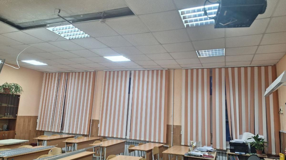 Обрушение потолка в школе №71 Саратова: комментарий прокуратуры