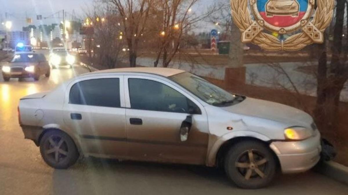 В Энгельсе молодой водитель «Опеля» совершил смертельное ДТП