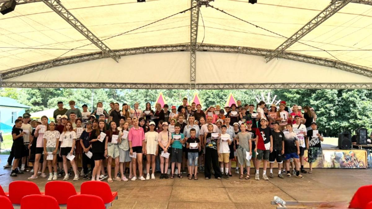 Отдыхающим лагеря имени Лизы Чайкиной напомнили о правилах поведения вблизи железной дороги