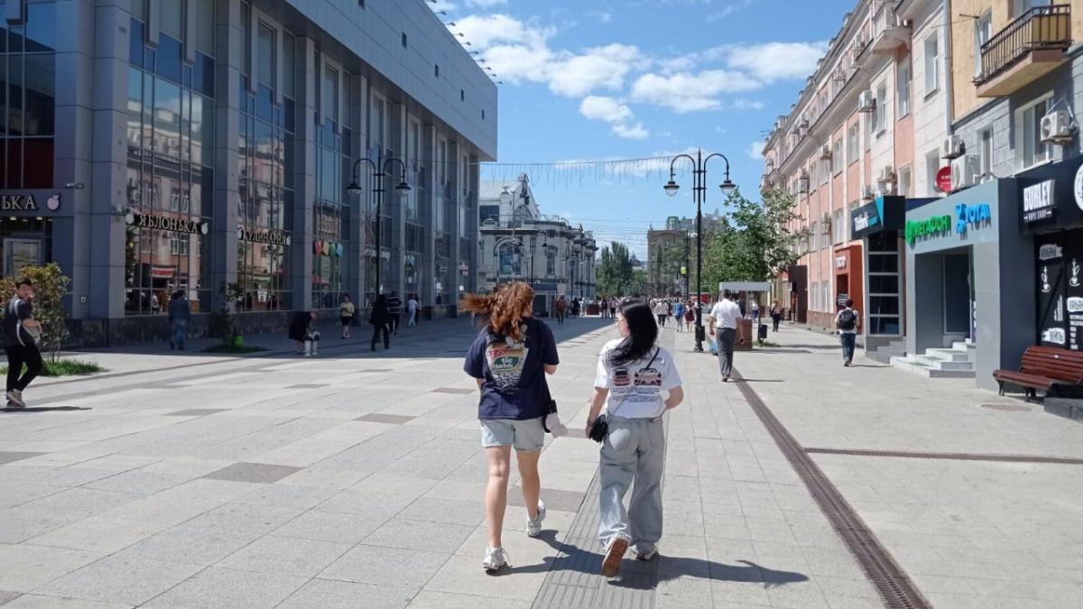 Федеральный банк выяснил, в каких регионах жители раньше всех идут за покупками