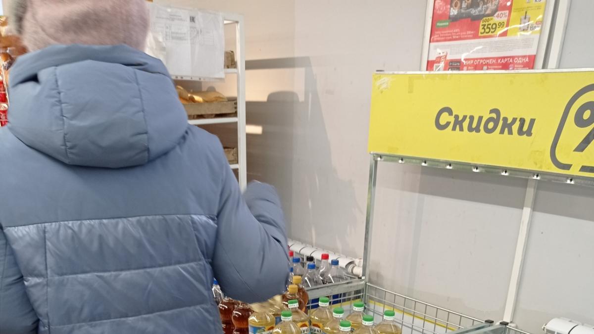 В Саратове Калинин призвал ограничить розничные наценки на базовые продукты