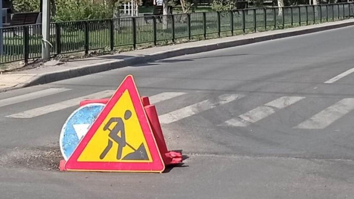 Глава Октябрьского района анонсировал ремонт 5 дорог в центре Саратова 
