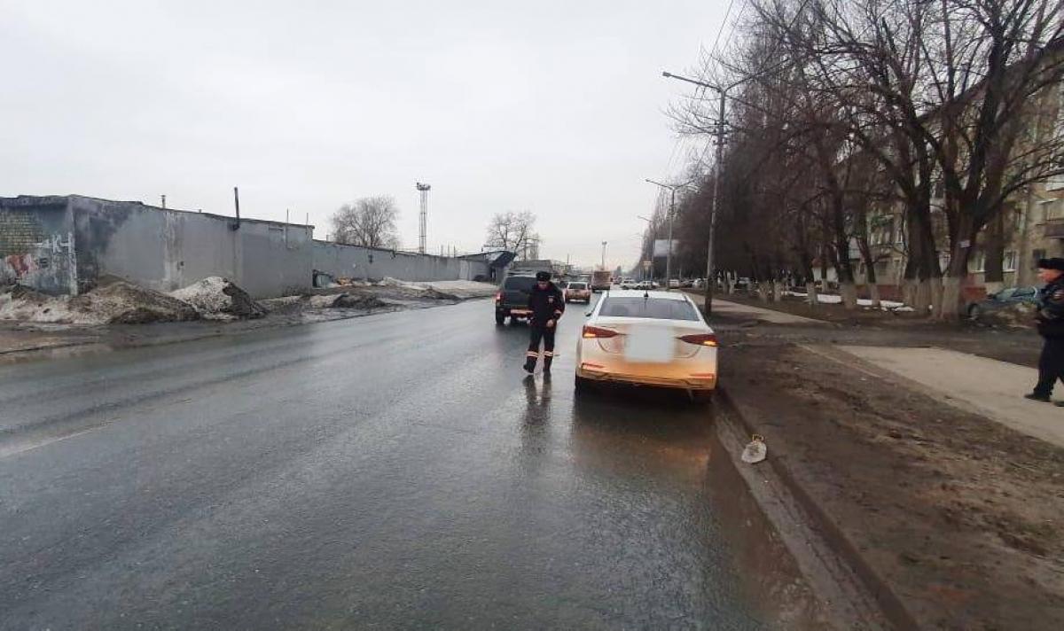 В Заводском районе иномарка сбила женщину с ребенком