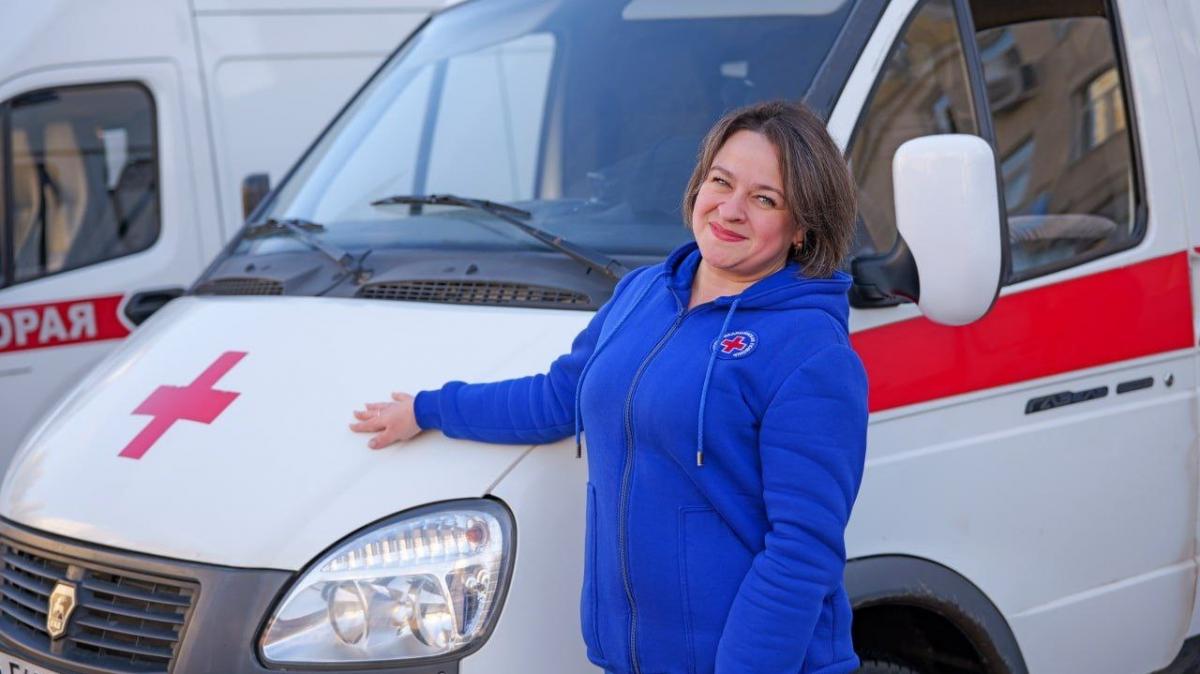 Бусаргин поздравил с праздником работников Саратовской скорой помощи