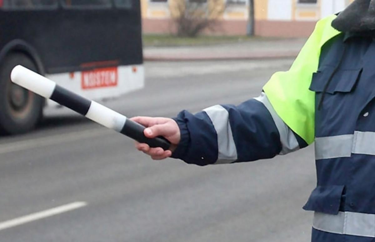 В Волгограде на поддержку бизнеса выделили 4 млрд, в Омске запретили езду на машинах