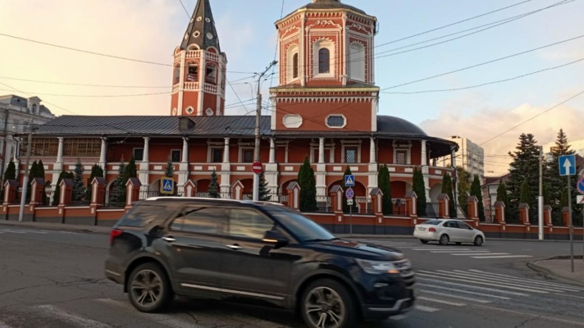 Саратовский митрополит призвал работников храмов не грубить прихожанам