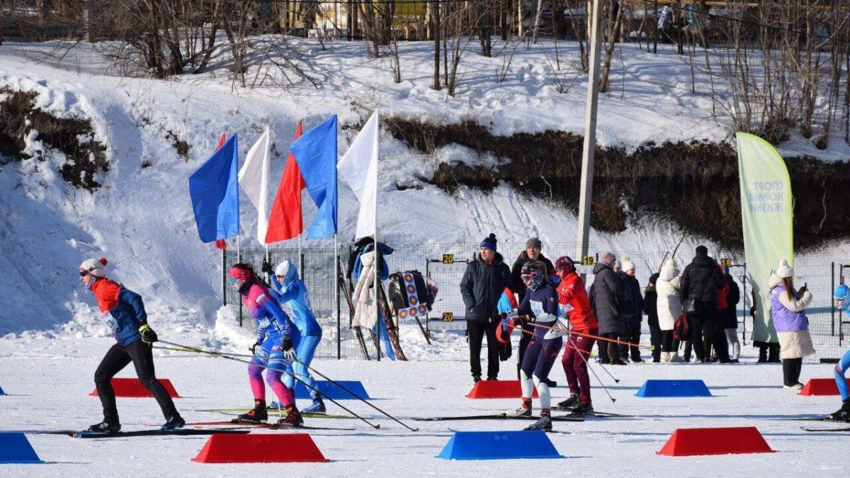 5 тысяч человек стали участниками «Лыжни России» в Саратове