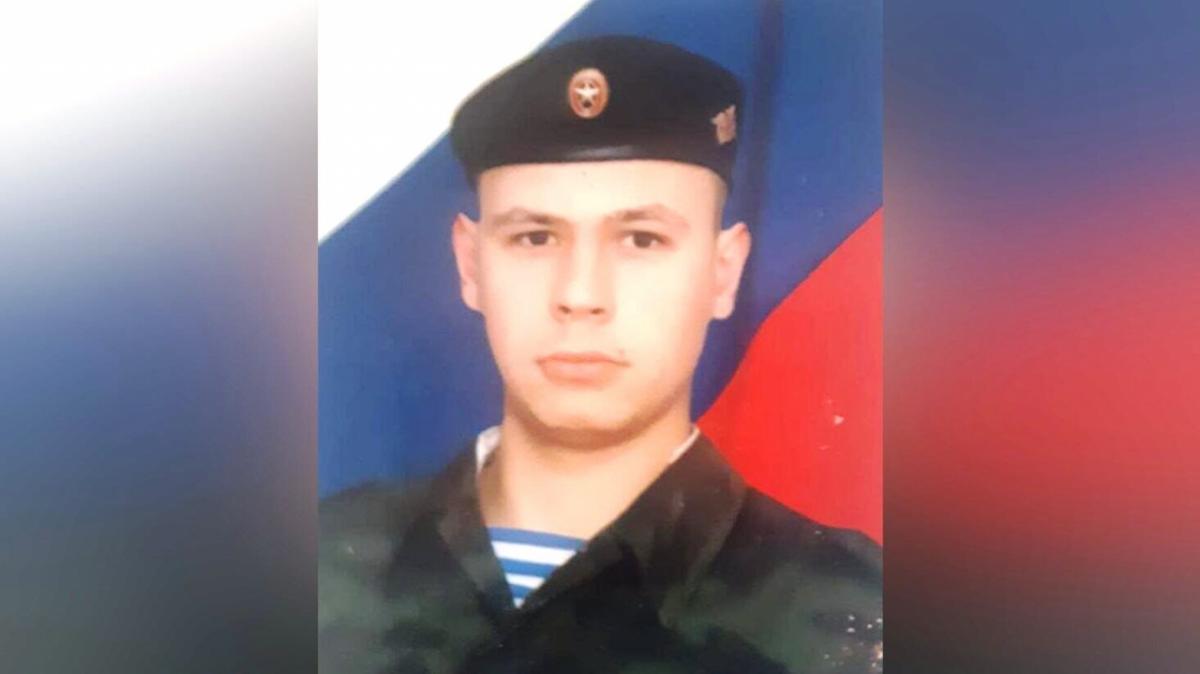 В Вольском районе прошла церемония прощания с погибшим в СВО Андреем Пирожковым