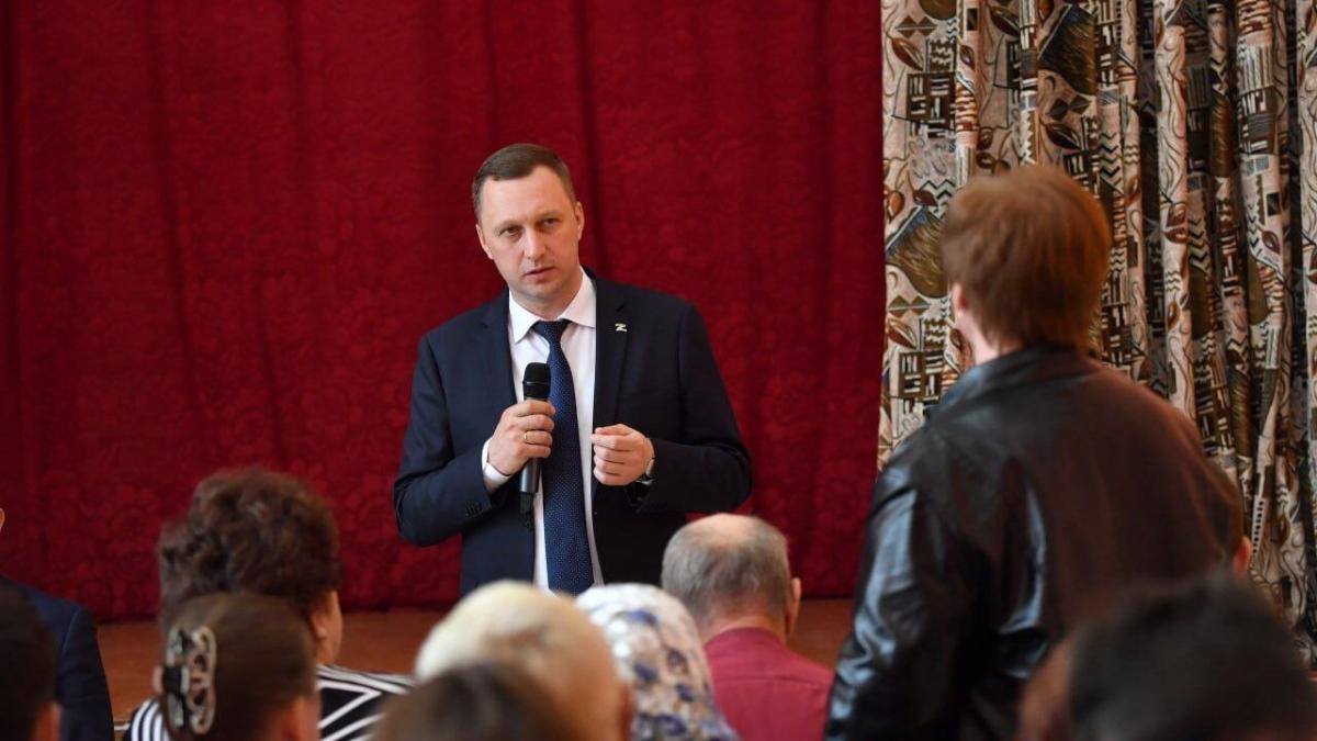 Роман Бусаргин в Петровске встретился с семьями участников СВО