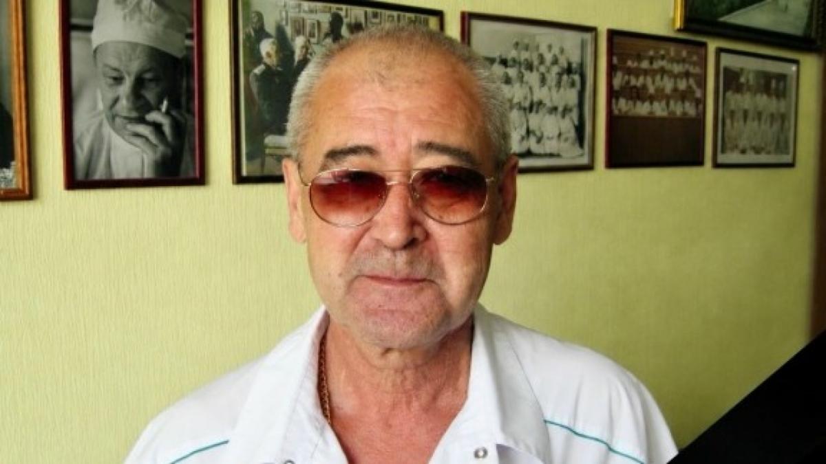 В Саратове простятся с заслуженным врачом России Геннадием Гудко