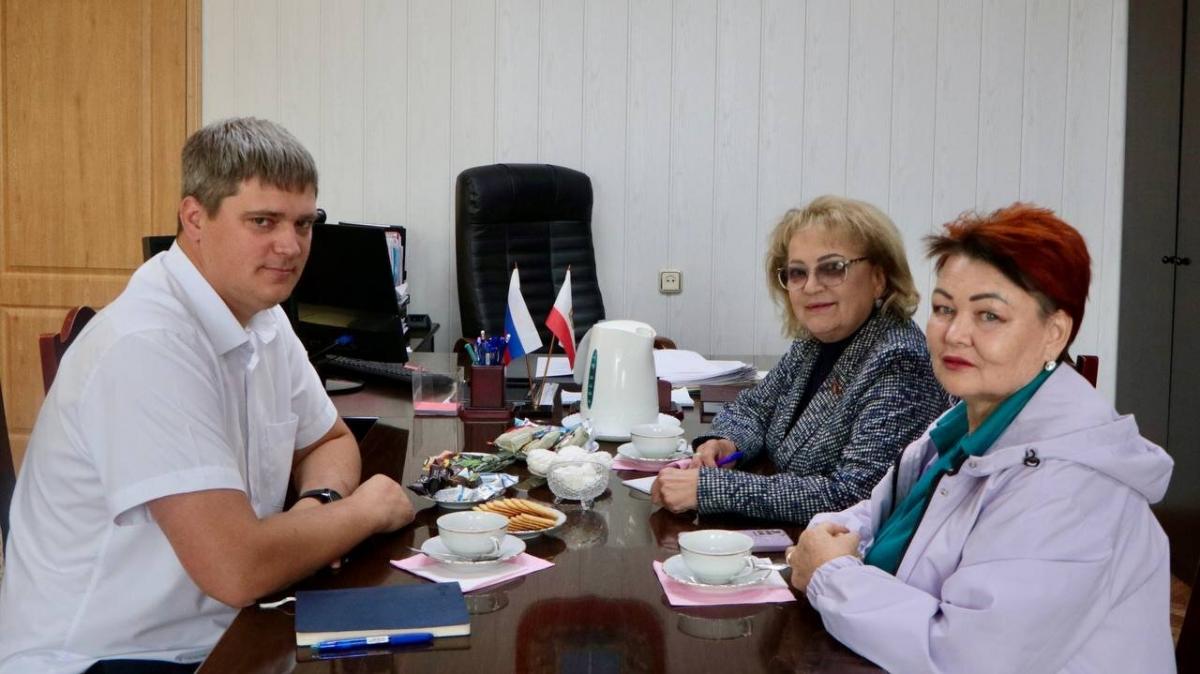 Ольга Алимова встретилась с главой Ершовского района