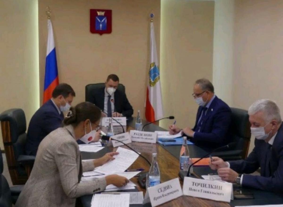 Дополнительные койки для больных коронавирусом откроют в Саратове, Балашове и Энгельсе