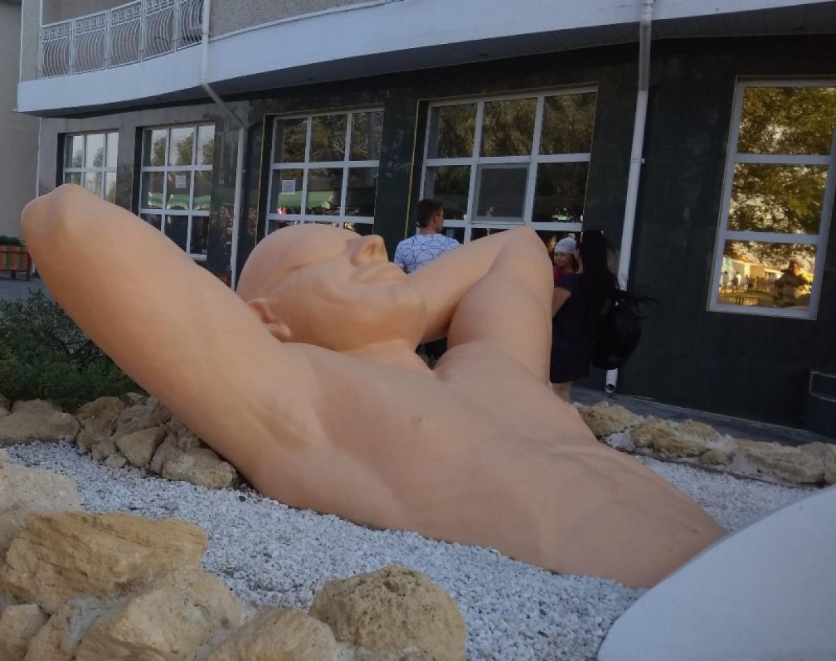 Сетевой опрос: отдыхают наши чиновники или работают – толку от них мало