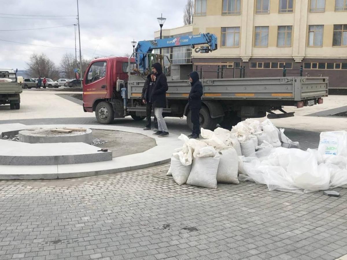 Памятник Петру I в Саратове: скульптуру везут из Жуковского, постамент из Выборга